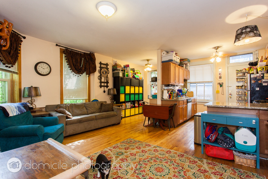 1533 W Leland Avenue - Photo 2
