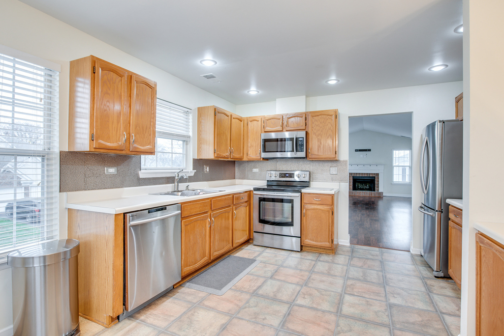 1829 Quaker Hollow Lane - Photo 2