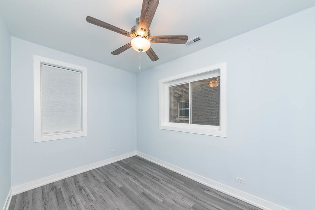 4616 N Monticello Avenue - Photo 13