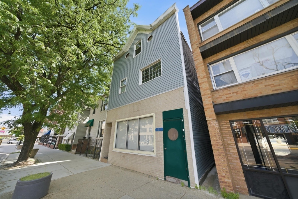 4541 N Western Avenue - Photo 2