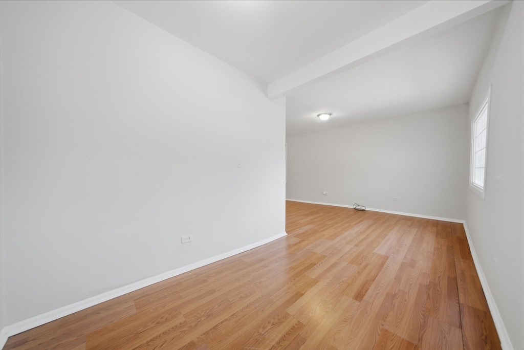 4541 N Western Avenue - Photo 11