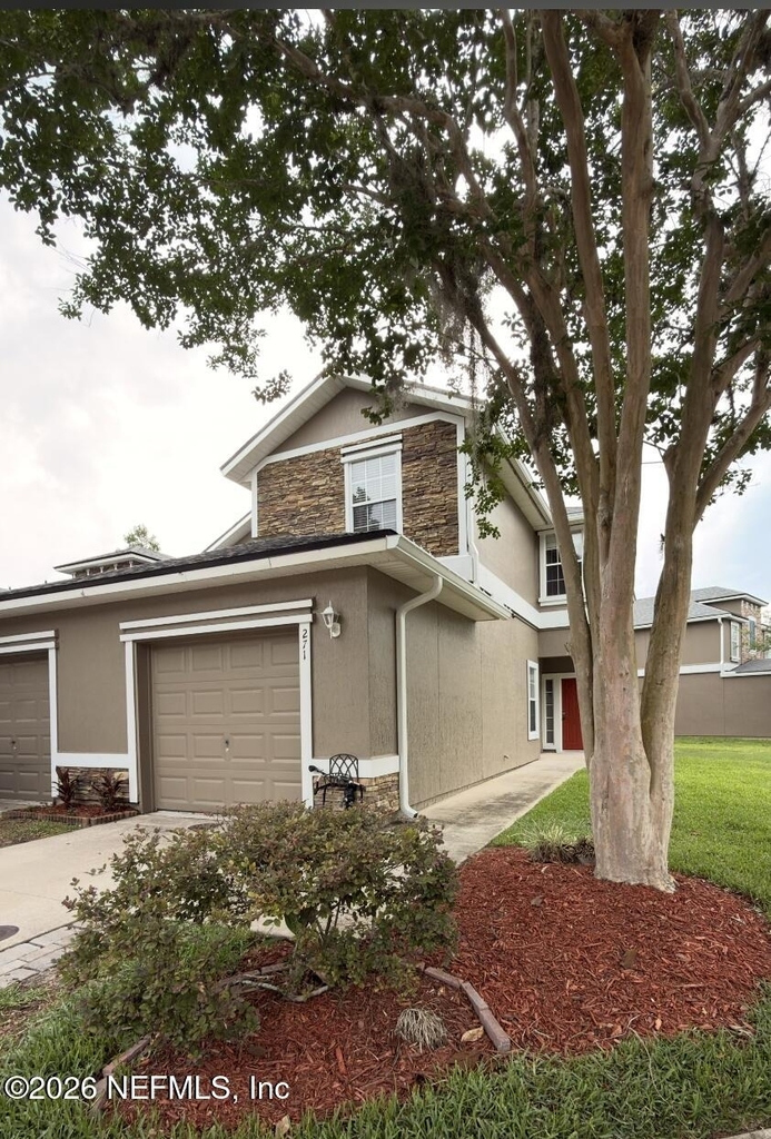 271 Leese Drive - Photo 0