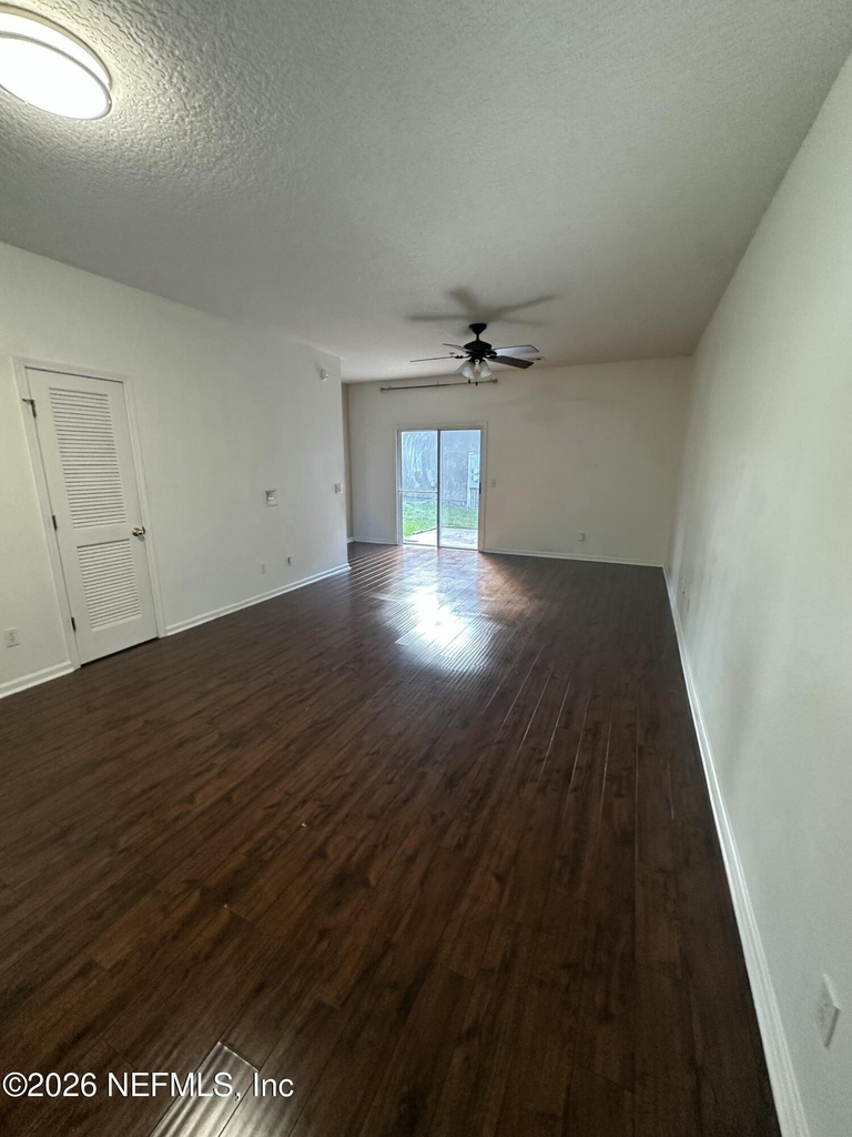 271 Leese Drive - Photo 8