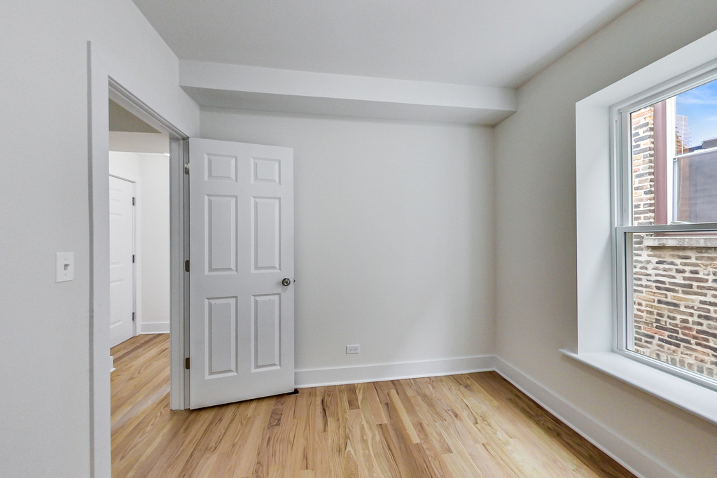 815 S Carpenter Street - Photo 9