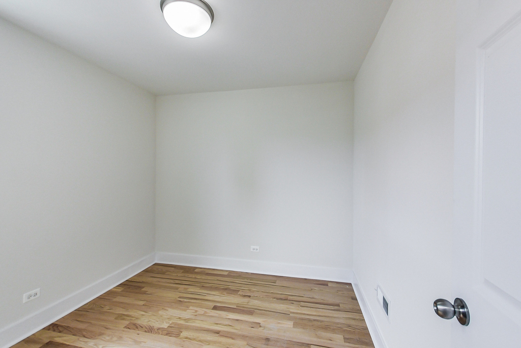815 S Carpenter Street - Photo 6