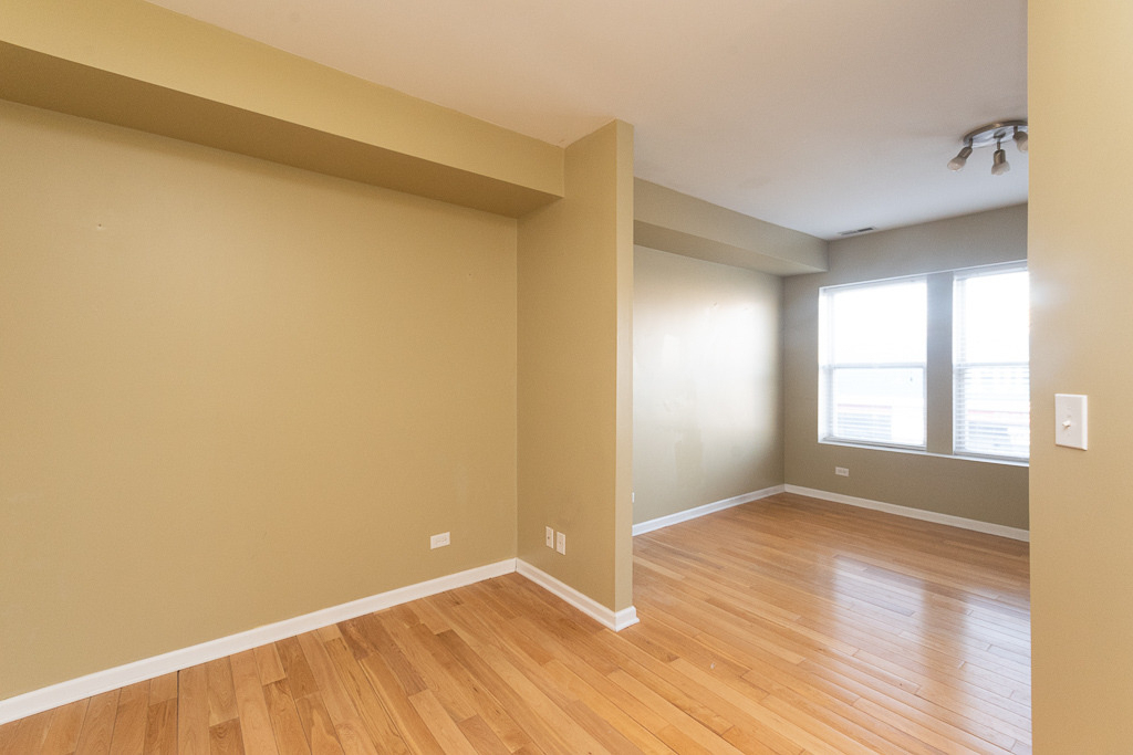 3103 W Lawrence Avenue - Photo 12