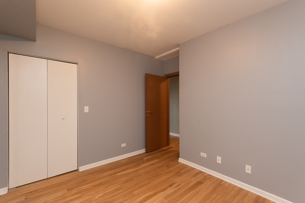 3103 W Lawrence Avenue - Photo 15