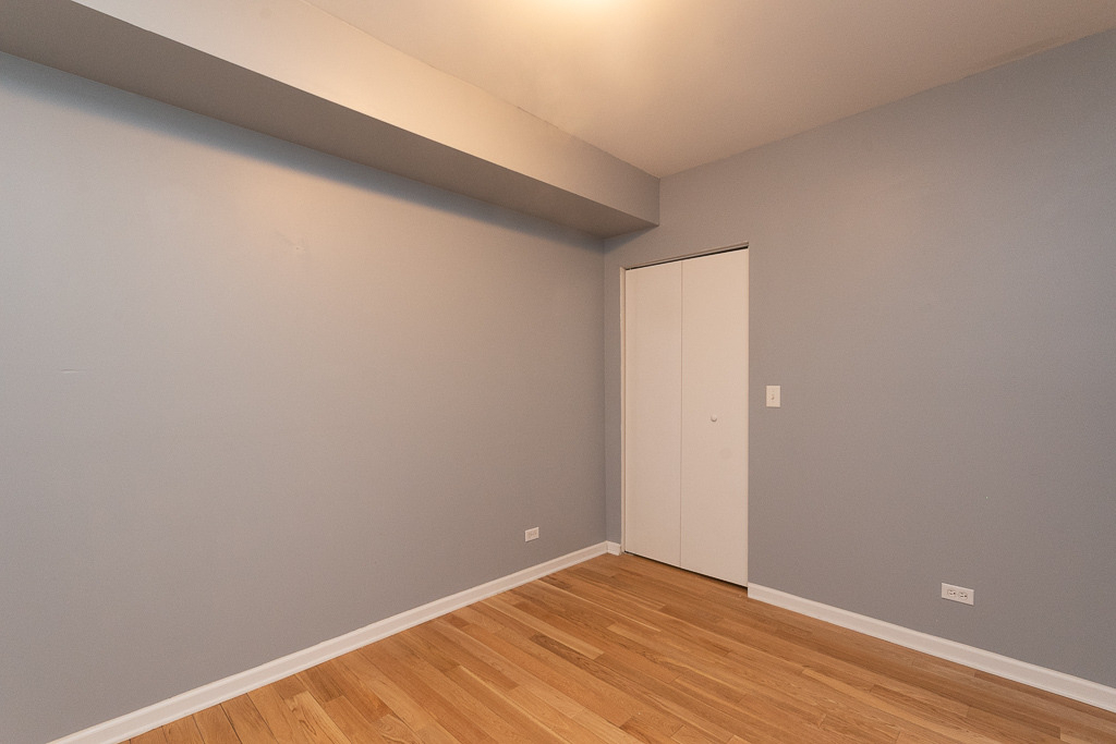 3103 W Lawrence Avenue - Photo 14