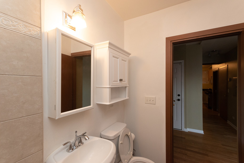 3103 W Lawrence Avenue - Photo 18