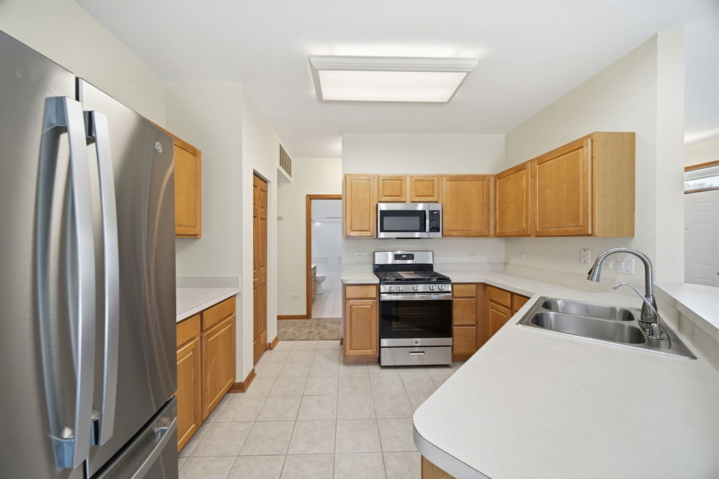 16340 Crescent Lake Drive - Photo 13