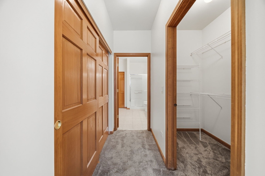 16340 Crescent Lake Drive - Photo 21