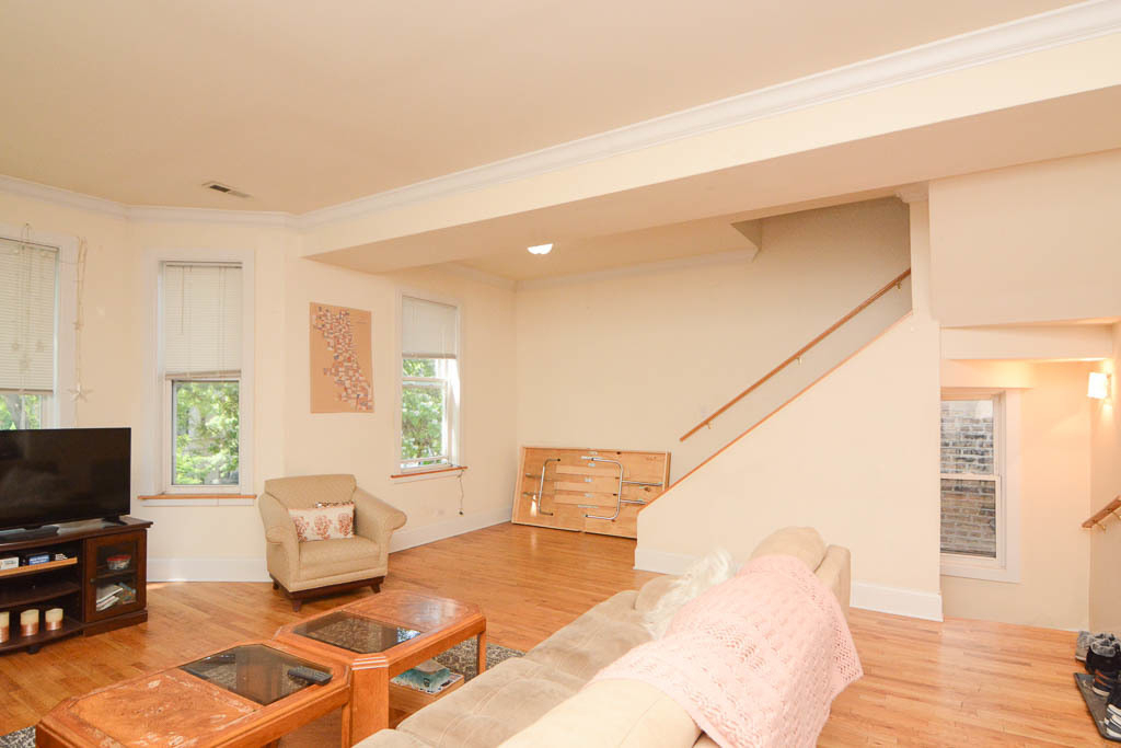 1314 W Roscoe Street - Photo 3
