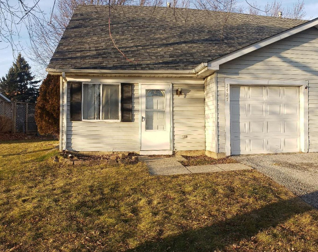 3427 Fox Hill Road - Photo 0