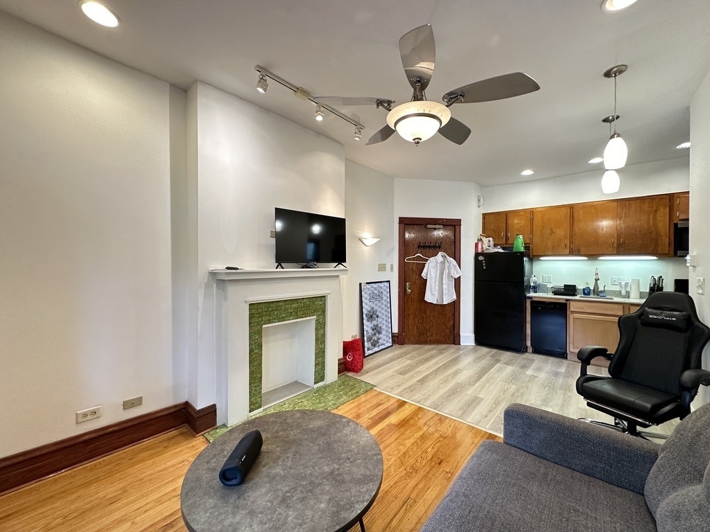 2821 W Shakespeare Avenue - Photo 15