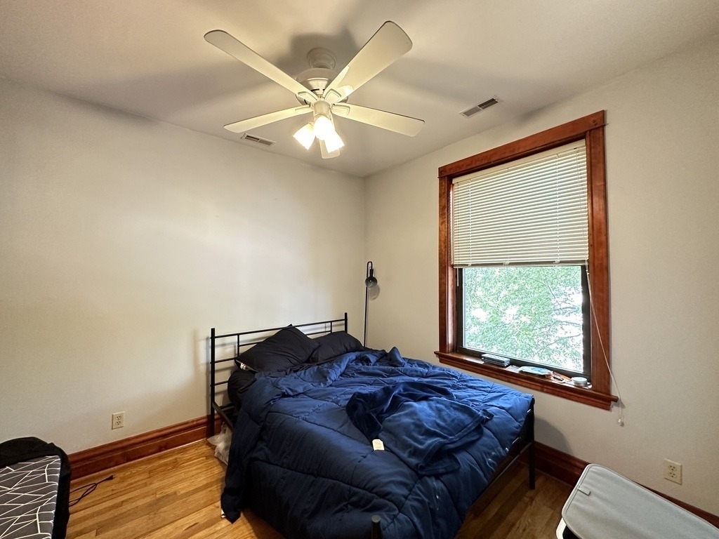 2821 W Shakespeare Avenue - Photo 16