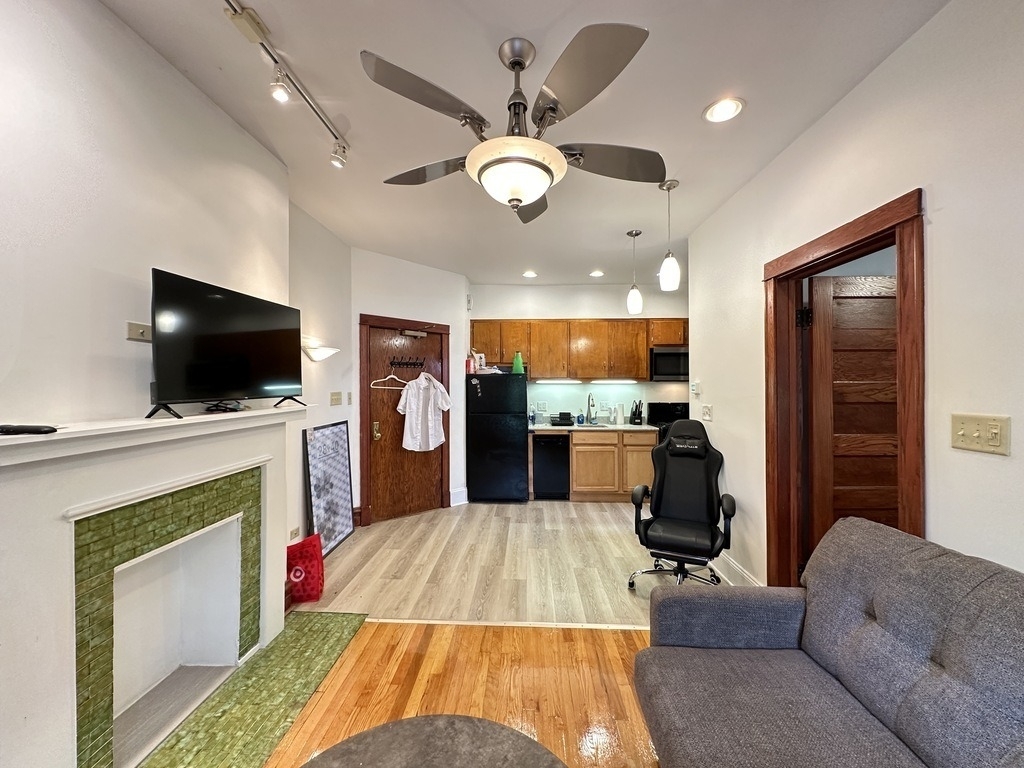 2821 W Shakespeare Avenue - Photo 14