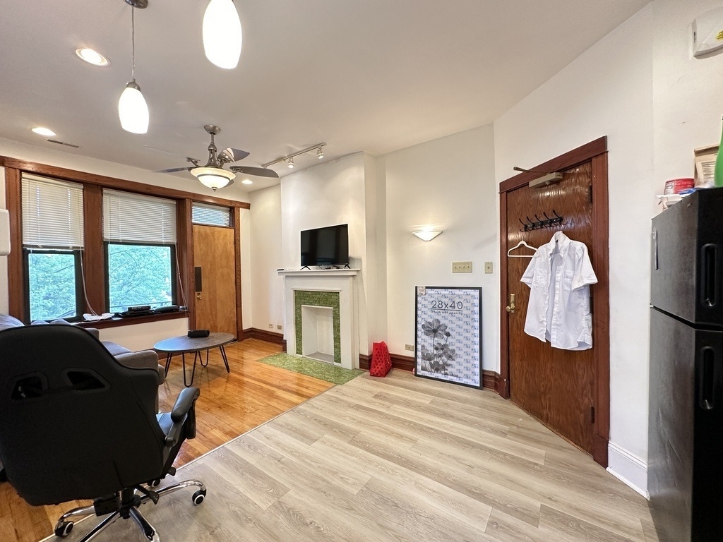 2821 W Shakespeare Avenue - Photo 8