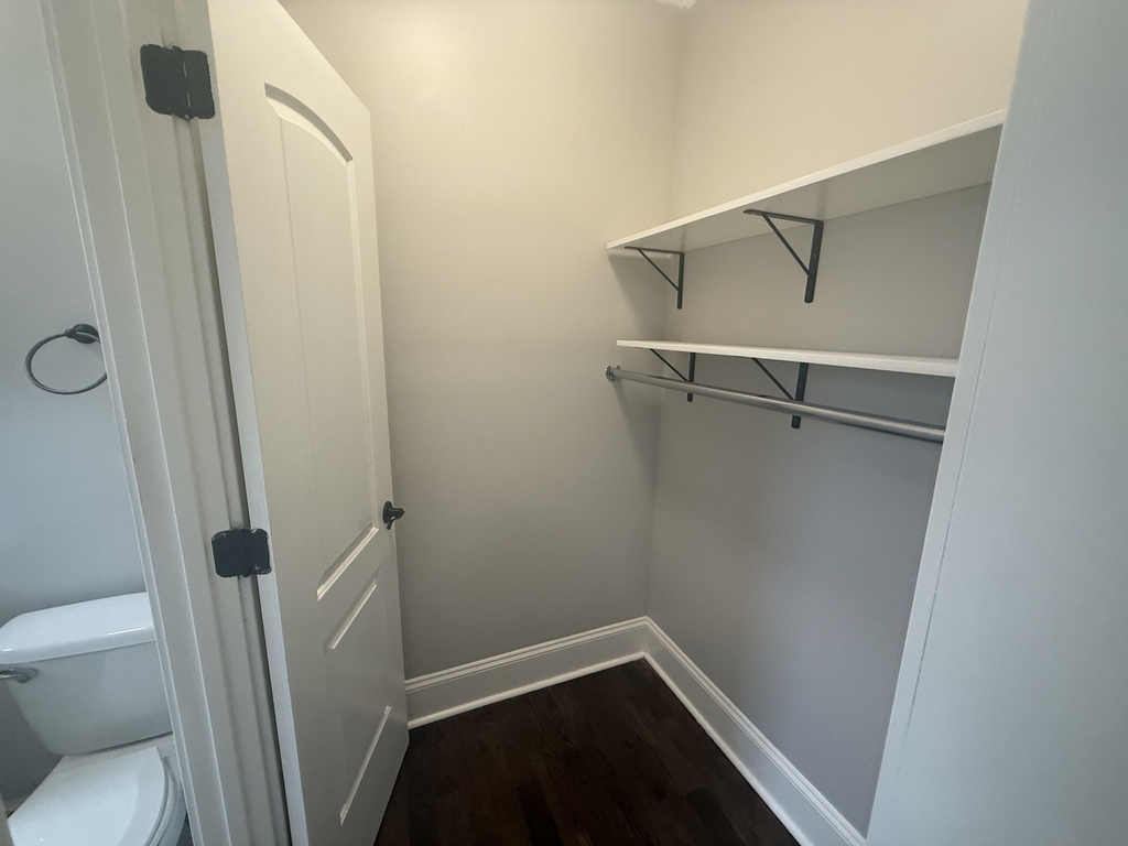 6912 N Ashland Boulevard - Photo 4