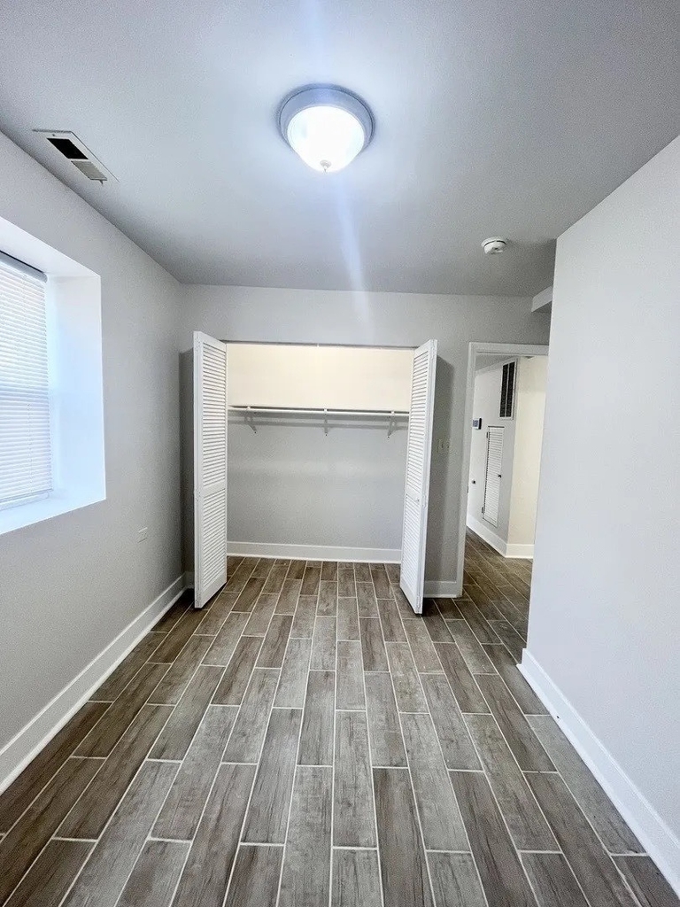 3939 W Iowa Street - Photo 6