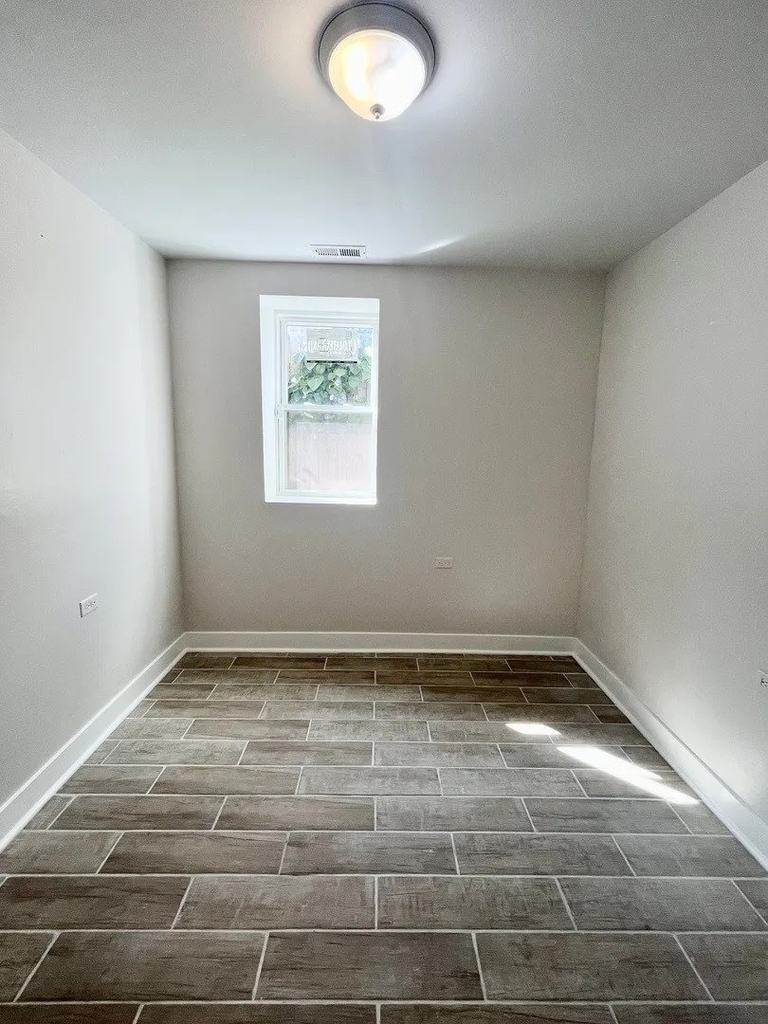 3939 W Iowa Street - Photo 9