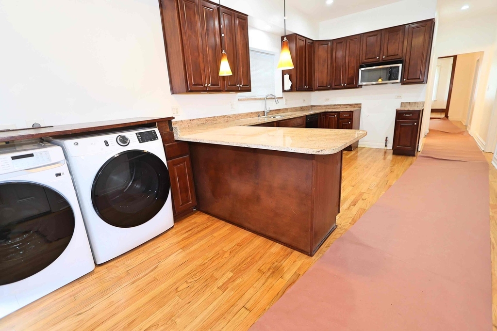 3328 W Cuyler Avenue - Photo 7