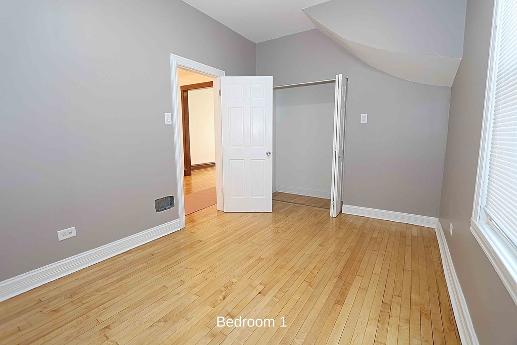 3328 W Cuyler Avenue - Photo 2