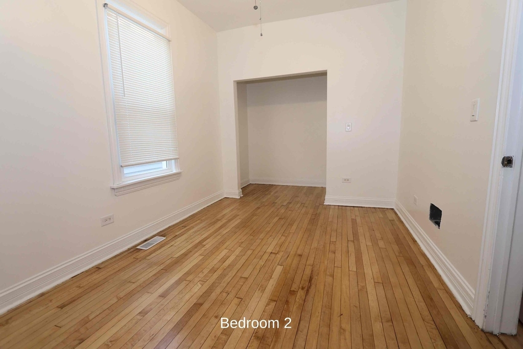 3328 W Cuyler Avenue - Photo 3