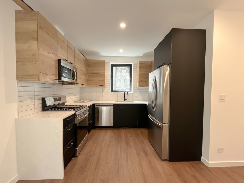 3710 N Kenmore Avenue - Photo 4