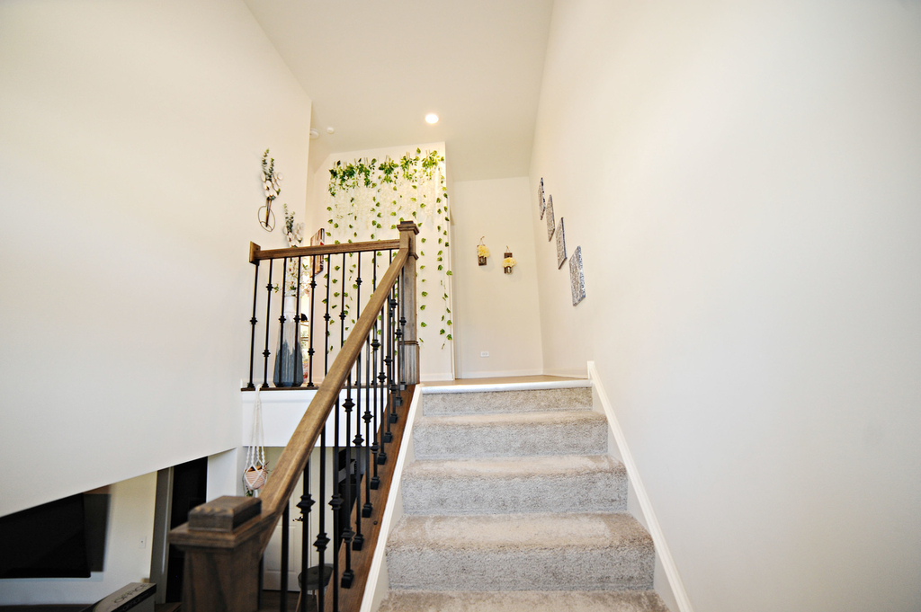 530 Cimmaron Circle - Photo 2