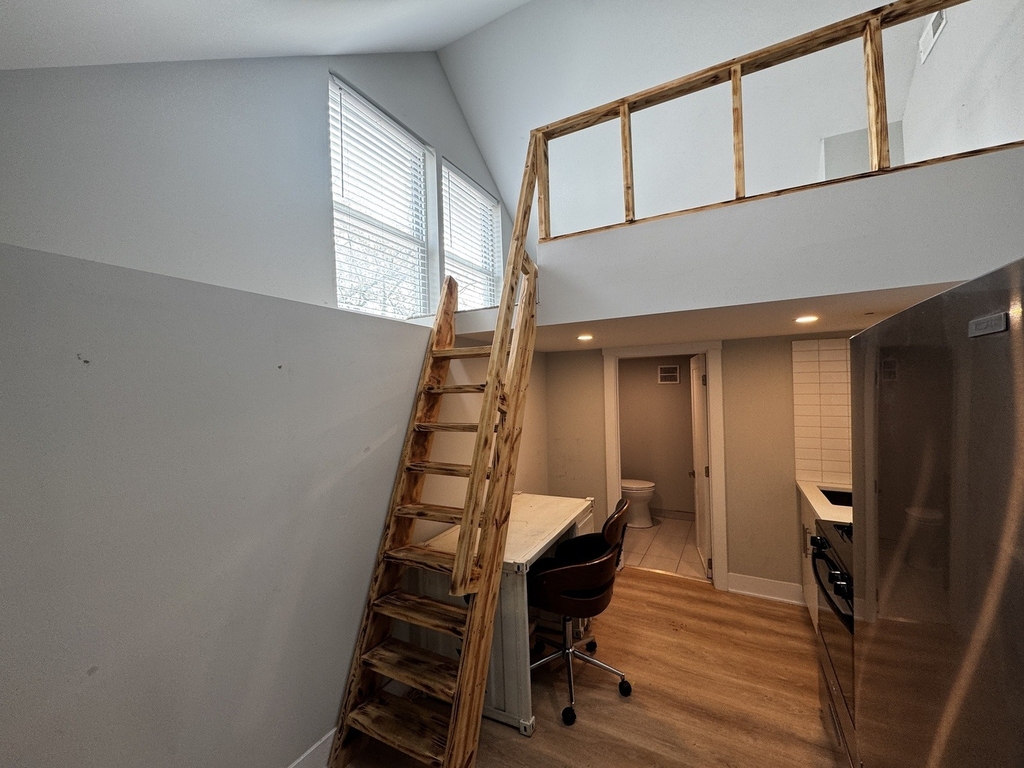 2702 S Homan Avenue - Photo 2