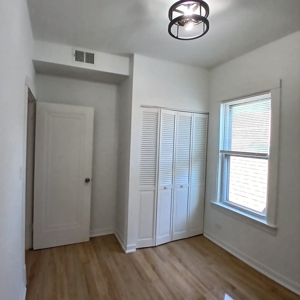 4652 W Palmer Street - Photo 13