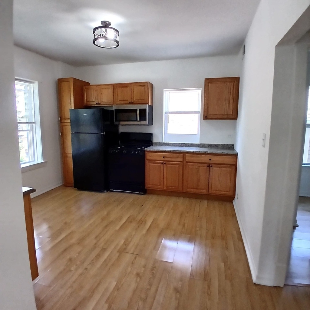 4652 W Palmer Street - Photo 4