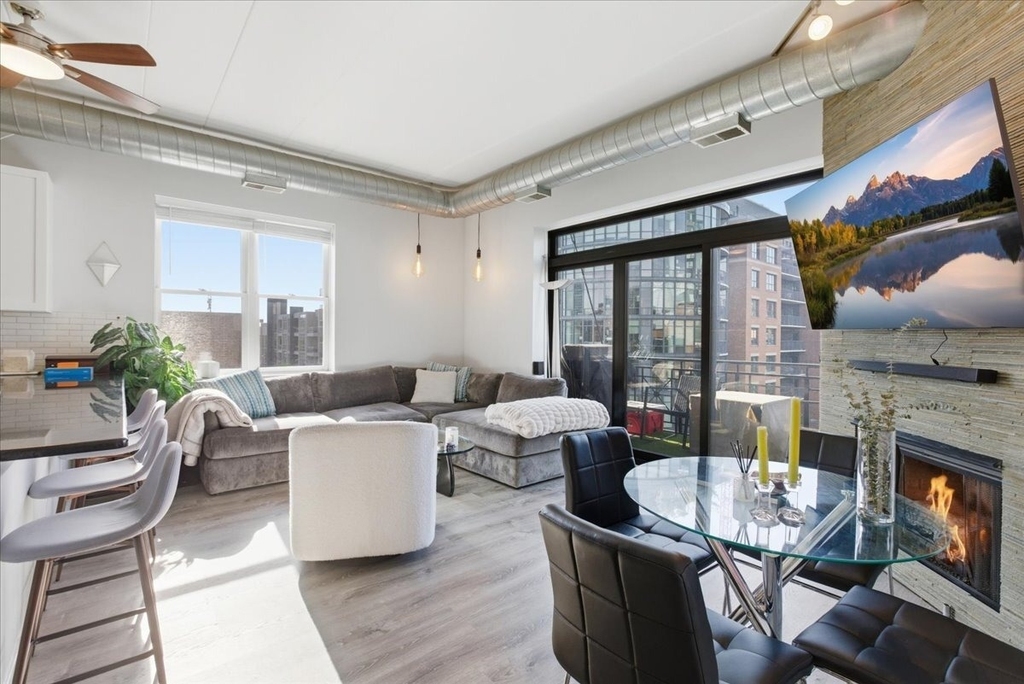 1155 W Madison Street - Photo 4
