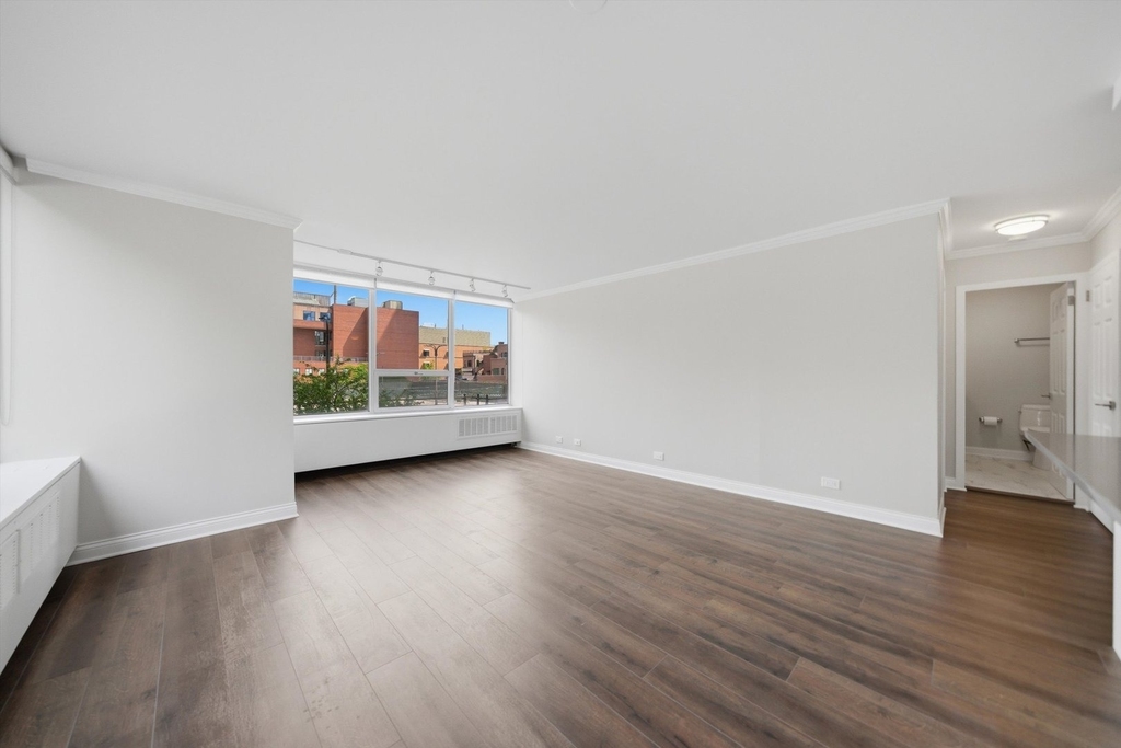 70 W Burton Place - Photo 9