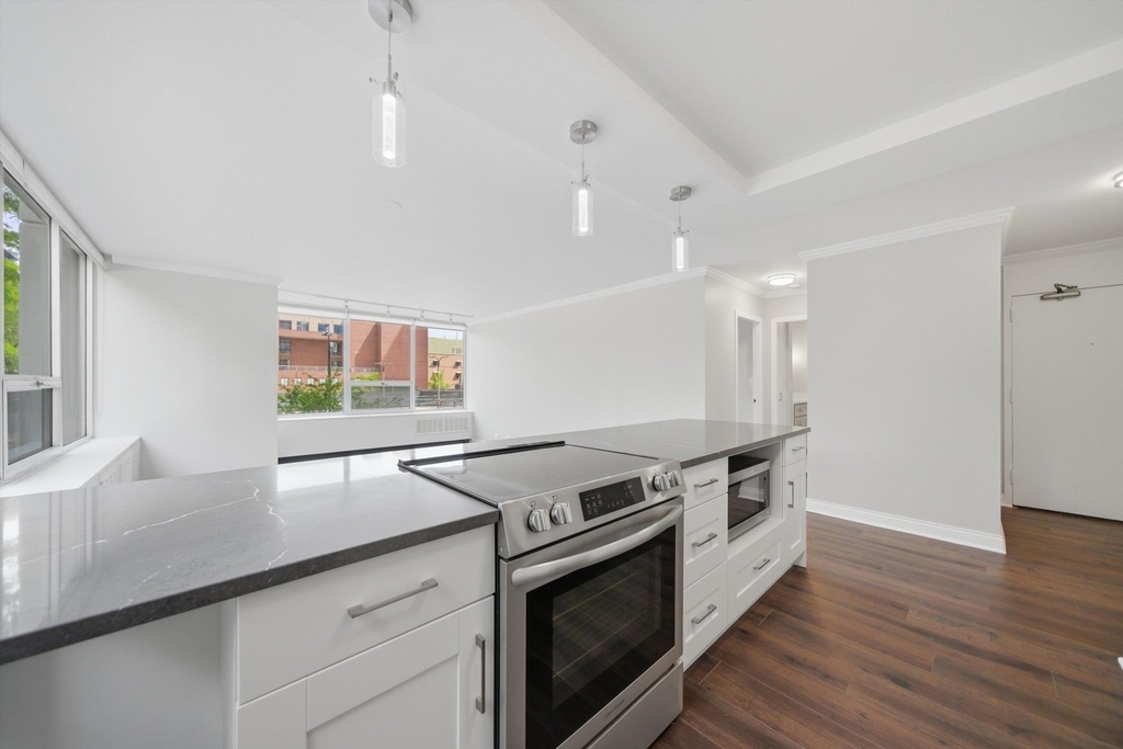 70 W Burton Place - Photo 7