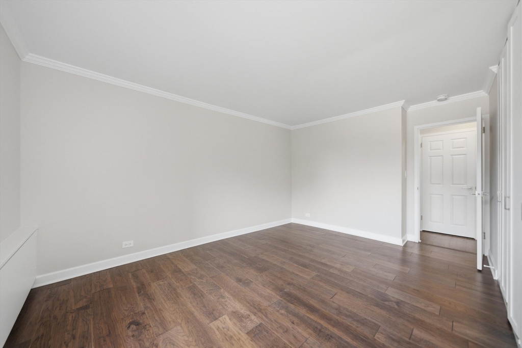 70 W Burton Place - Photo 16