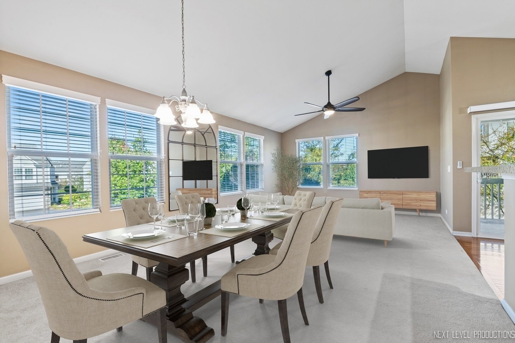 260 Devoe Drive - Photo 2