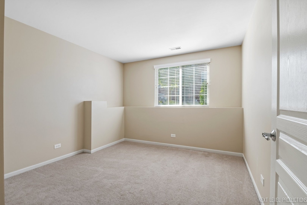 260 Devoe Drive - Photo 16