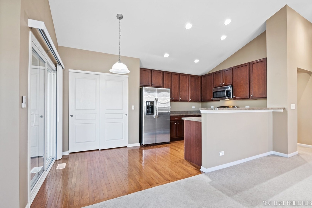 260 Devoe Drive - Photo 5