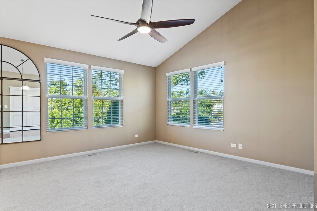 260 Devoe Drive - Photo 12