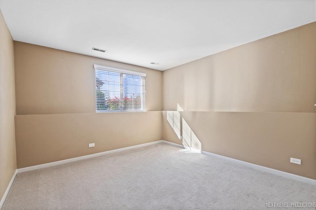 260 Devoe Drive - Photo 15