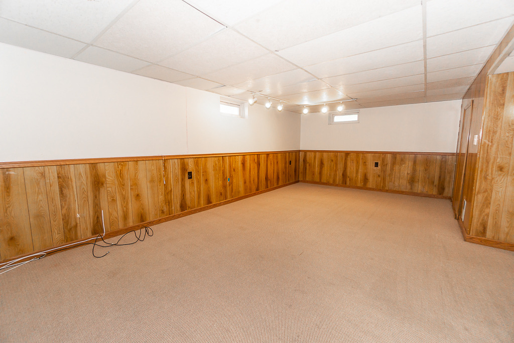 649 S Wisconsin Avenue - Photo 13