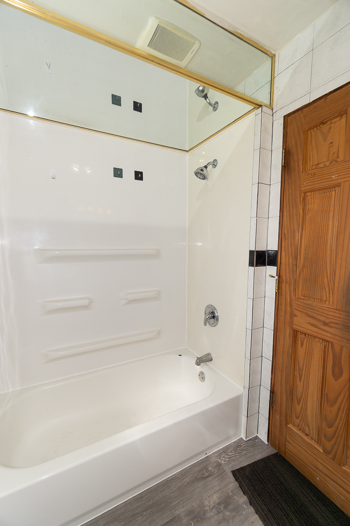 649 S Wisconsin Avenue - Photo 11