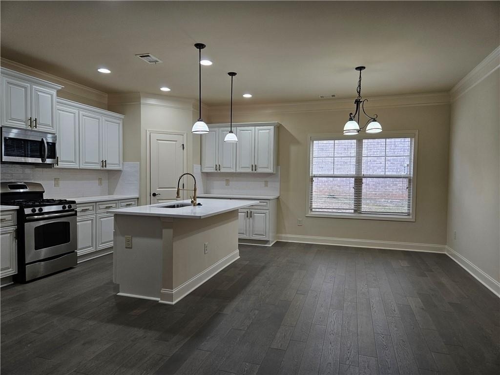 3155 Stonecrest Drive - Photo 5
