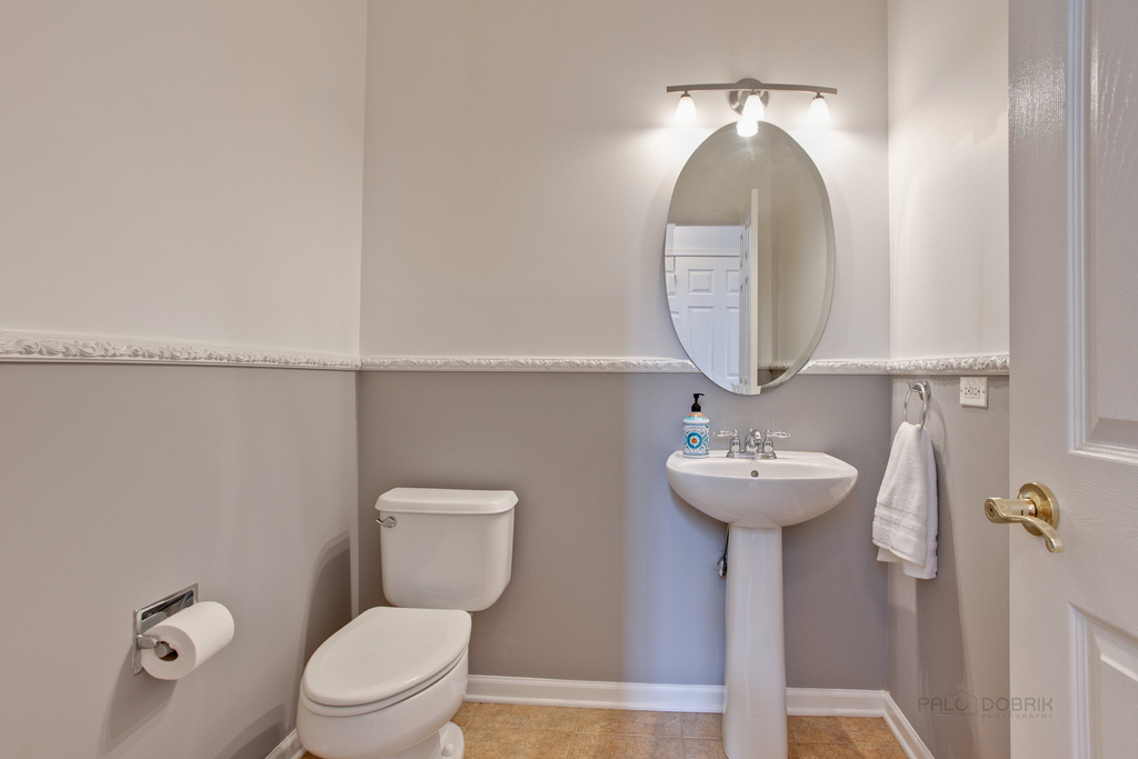 620 Geneva Court - Photo 19