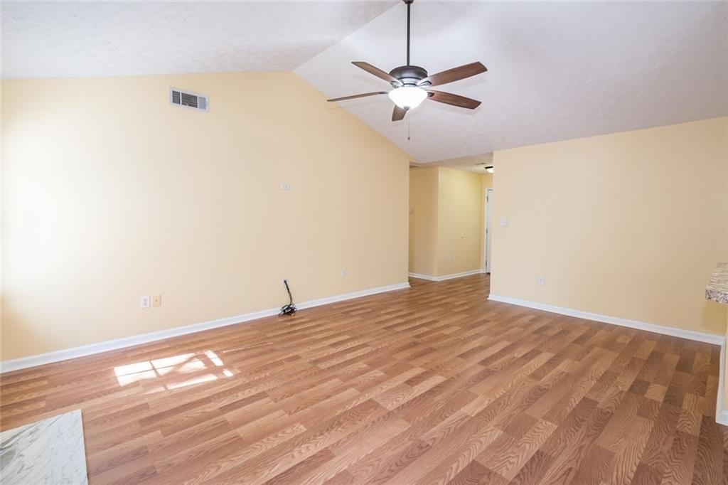 118 Jimmy Reynolds Drive - Photo 3