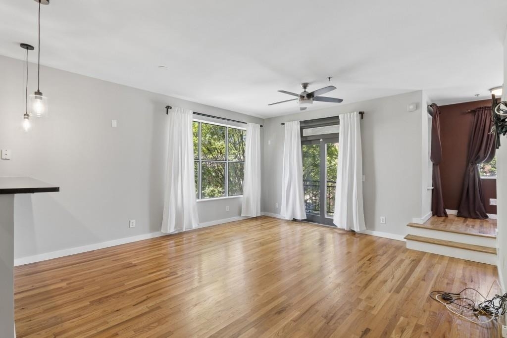 238 Walker Street - Photo 10
