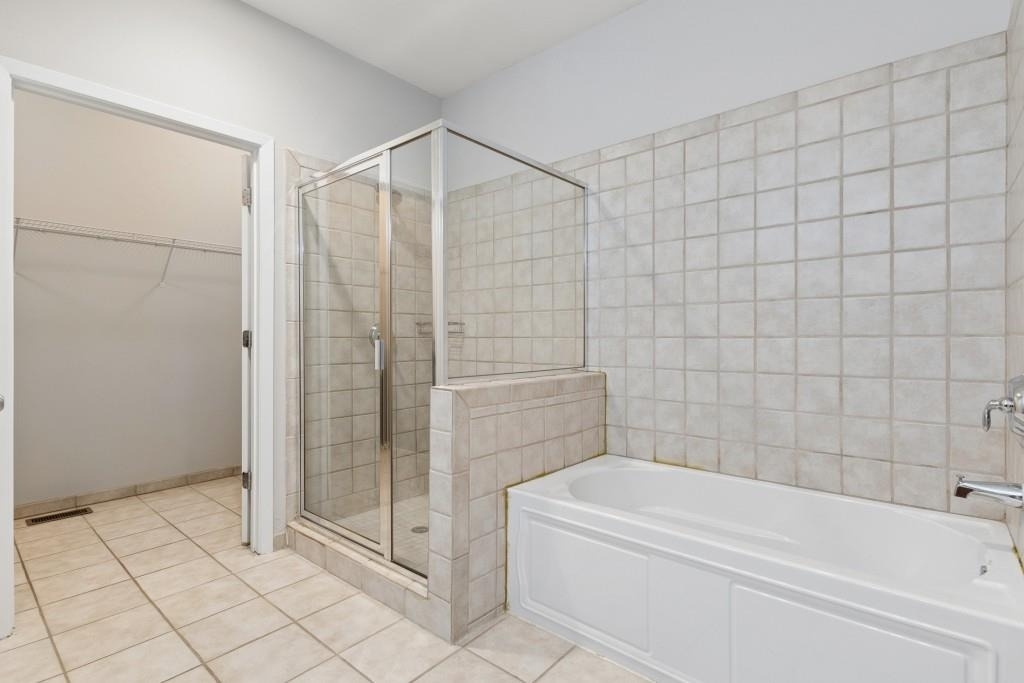 238 Walker Street - Photo 17
