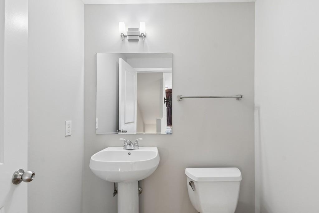 238 Walker Street - Photo 12