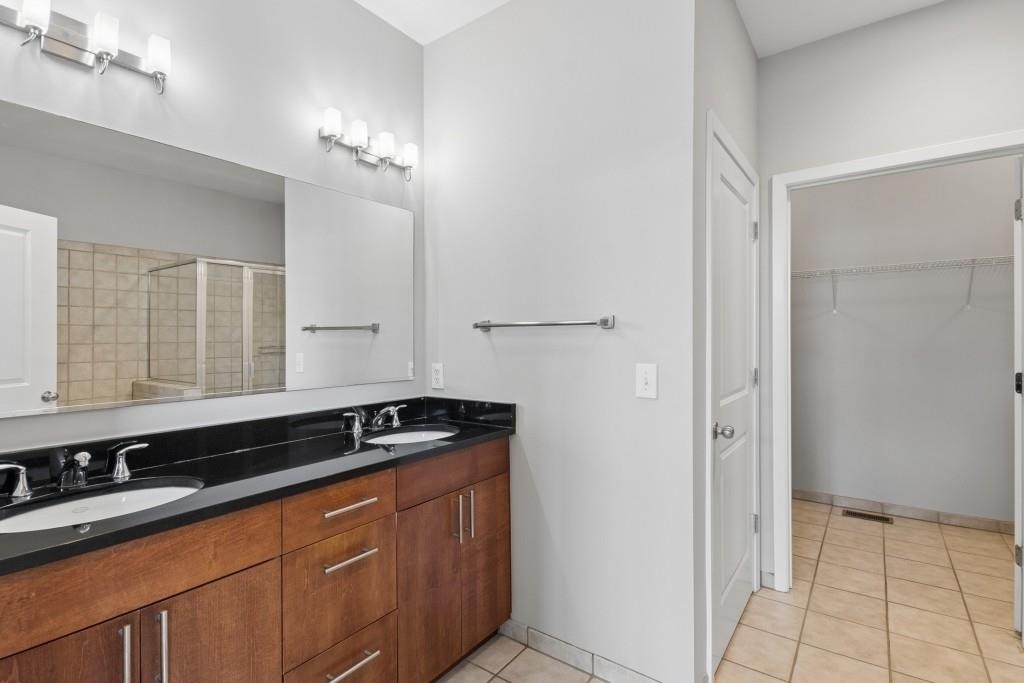 238 Walker Street - Photo 16